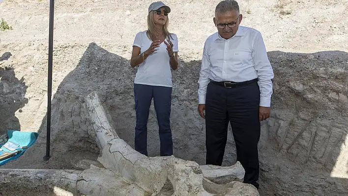 'Kayseri'miz adeta saklı inci gibi olan bir kültür ve tarih hazinesidir'