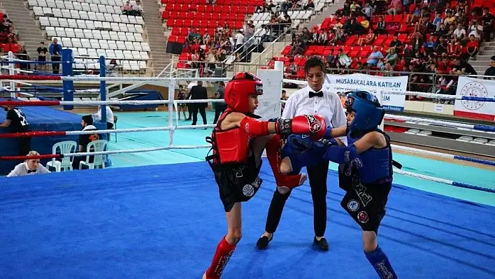 Muaythai çocuk takımı madalyalara ambargo koydu