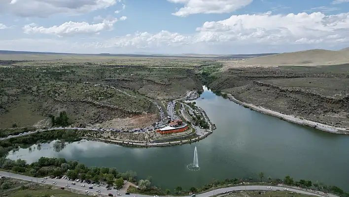 Kayseri'nin en büyük festivalinde sahne alacak isim belli oldu
