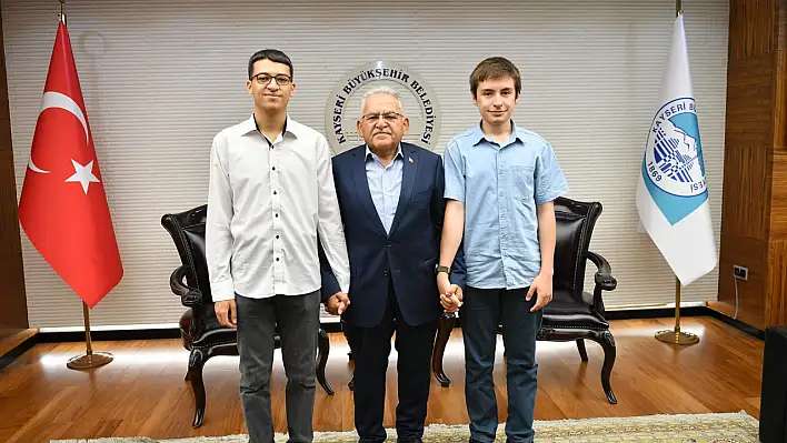 Kayseri'nin gururları Başkan Büyükkılıç'ın misafiri oldu