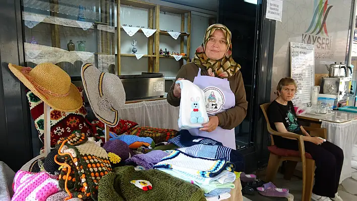 Kayseri'nin kadınları hem üretiyor hem kazanıyor