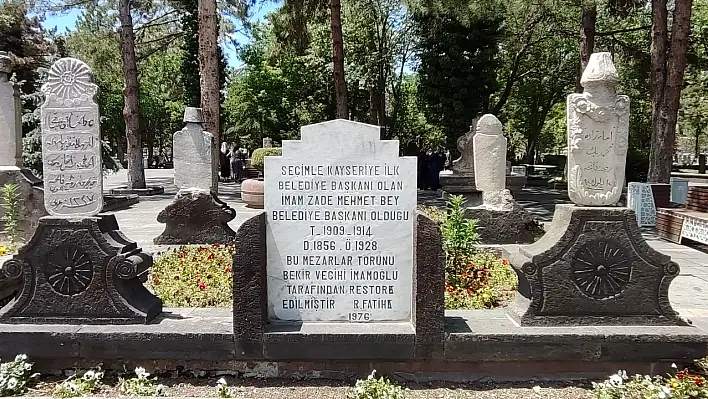 Kayseri'nin seçilmiş ilk belediye başkanının mezarının kent merkezinde olduğunu biliyor muydunuz?