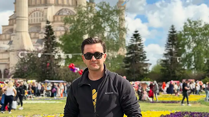 Kayseri'nin sevilen, yakışıklı Kaymakamı helallik istedi!