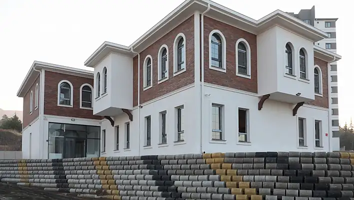 Kayseri'nin yeni Kur'an Kursu'nu başkan inceledi!