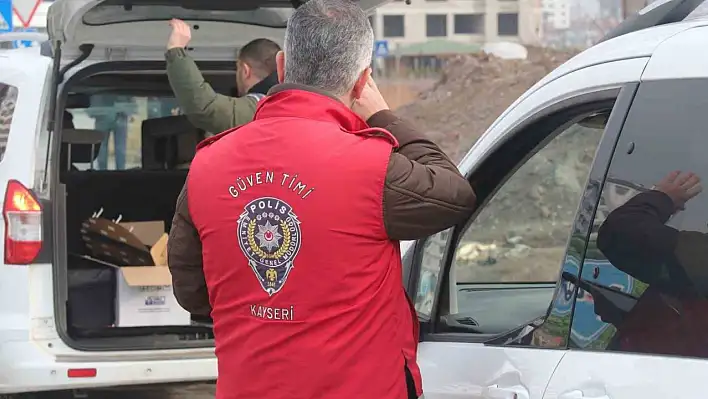 Kayseri polisinden 'Dar Alan' Uygulaması: 741 şahıs sorgulandı