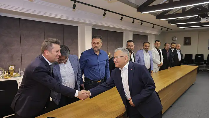 Kayseri Sivaslı Dernekler Federasyonu'ndan Başkan Büyükkılıç'a ziyaret