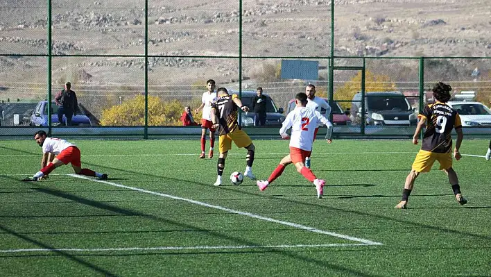 Kayseri Süper Amatör Küme: Kocasinan Şimşekspor: 6- Gençlerbirliği: 0