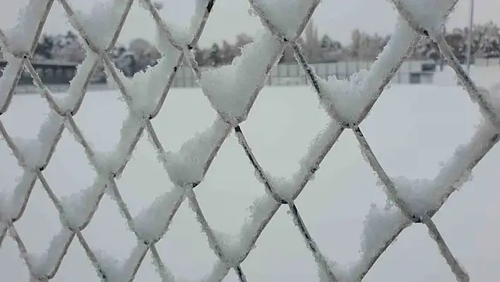 Kayseri temsilcisinin maçına kar engeli