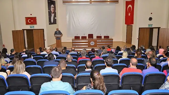 Kayseri Üniversitesi Rektörü Prof. Dr. Karamustafa tebrikleri toplu kabul etti
