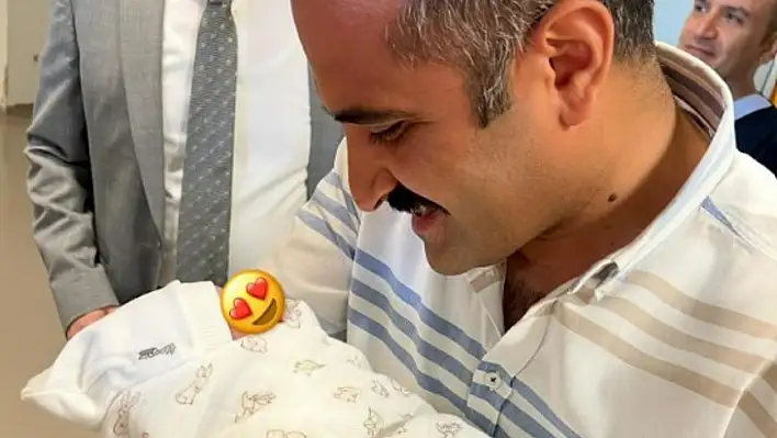 Kayseri Vali Yardımcısı Tekeş baba oldu