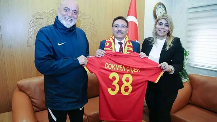 Vali Çiçek'e Kayserispor forması