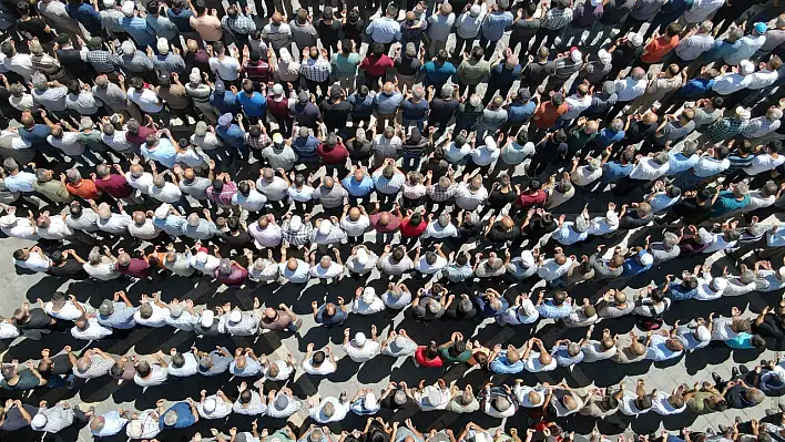 Kayseri'ye kaç kişinin gelip, yerleştiği ve kaç kişinin kentten gittiği belli oldu