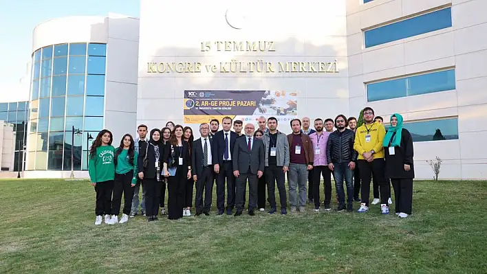 Kayseri'ye ödülle döndüler