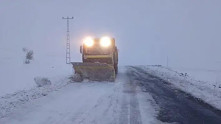 Kayseri yollarında kar yağışı başladı