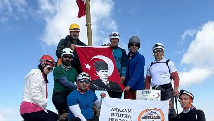 Kayserili dağcılar Bolkar zirvelerinde