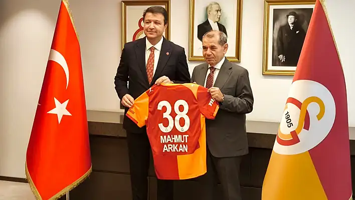Kayserili Genel Başkan'dan Galatasaray ziyareti