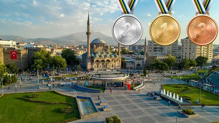 Kayserili sporcuların büyük başarısı! Madalyalarla döndüler