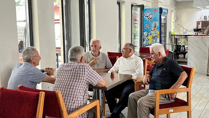 Kayserililerin fiyat listesiyle uğrak yeri oldu!