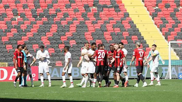 Kayserispor için tehlike çanları çalıyor!