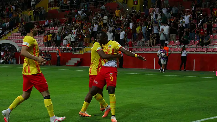 Kayserispor: 2 - Samsunspor: 1 (İlk yarı sonucu)