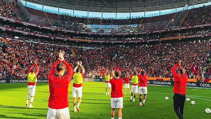 Kayserispor 6 futbolcuyla yolları ayırdı