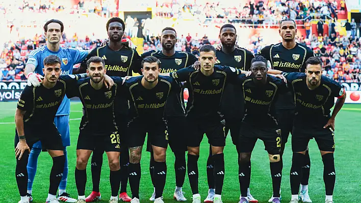 Kayserispor'da 5 yerli, 8 yabancı futbolcu yeni sezona dahil oldu