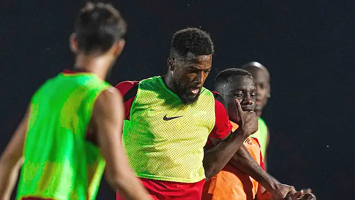 Kayserispor'da büyük değişim: Nazon gitti, yeni golcü geliyor!