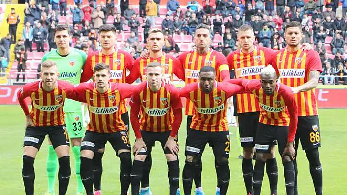 Kayserispor'da 12 futbolcunun sözleşmesi bitiyor