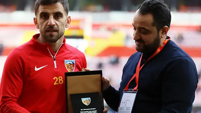 Kayserispor'dan o futbolcuya plaket