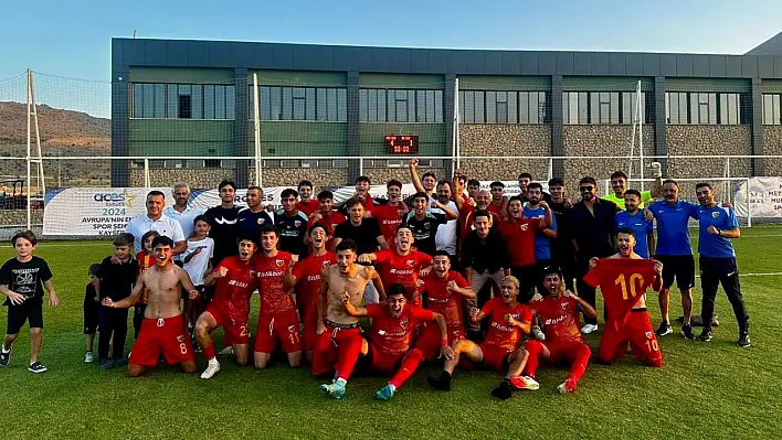 Kayserispor Galatasaray'ı farklı mağlup etti