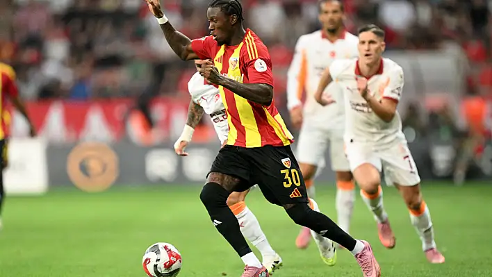 Kayserispor-Galatasaray maçında ilk yarı sona erdi