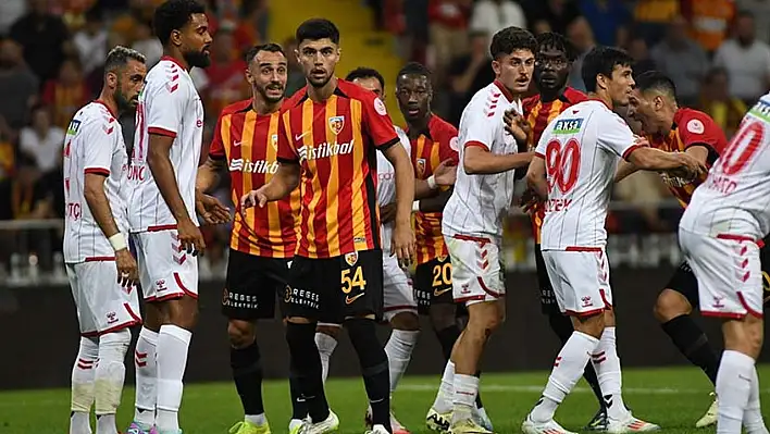 Kayserispor ile Sivasspor arasındaki rekabet sosyal medyaya taştı