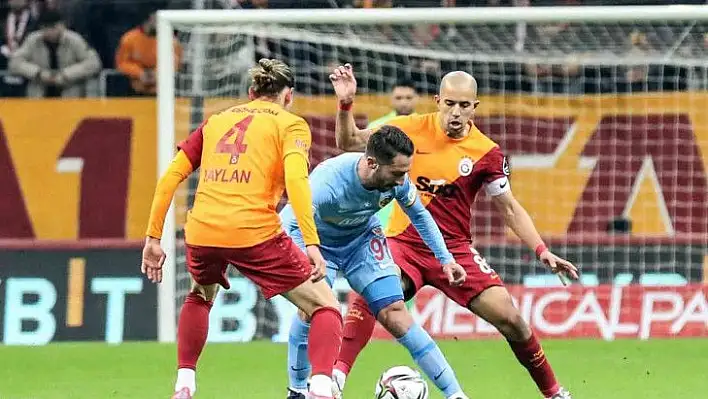 Kayserispor İstanbul'dan 1 puanla döndü