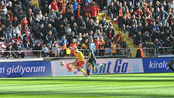 Kayserispor maçını kimler izlemeye gitti?