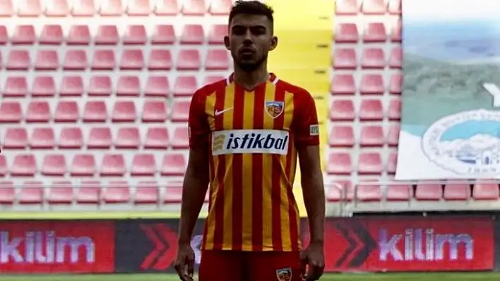 Kayserispor Oğuzhan Çapar ile yolunu ayırdı