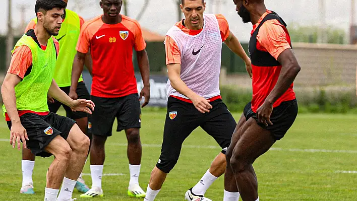 Kayserispor oynamadan kazandı!