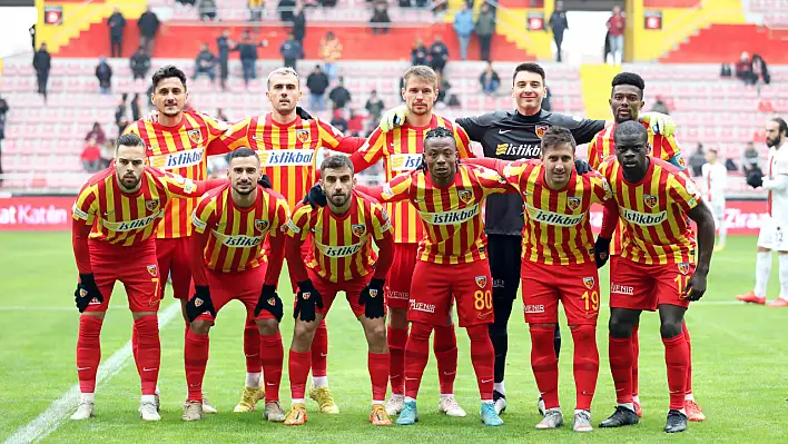 Kayserispor son 16'ya kaldı