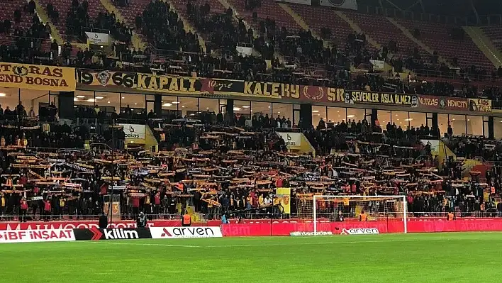 Kayserispor taraftarı takımını protesto etti