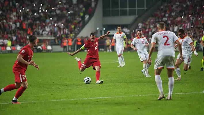 Kayserispor'un eski hocası Türkiye'den eli boş döndü!