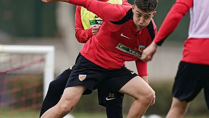 Kayserispor'un genç oyuncusu Bozokspor ile anlaştı!