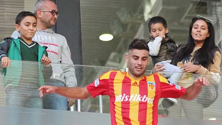 Kayserispor'un parlayan yıldızı Deniz Türüç