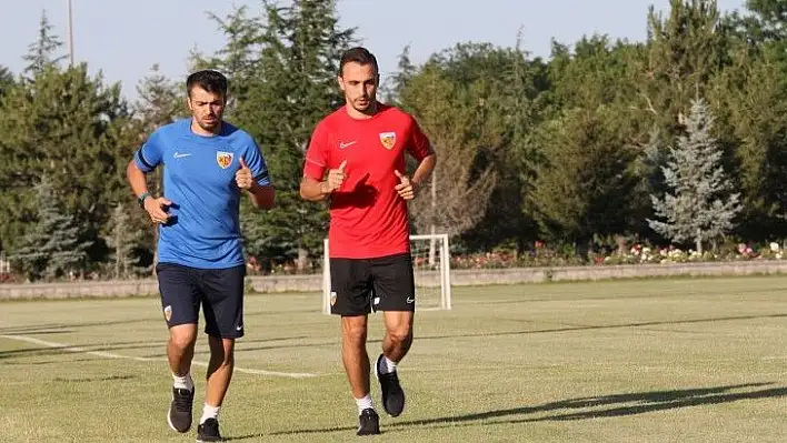 Kayserispor'un yeni transferleri idmanda