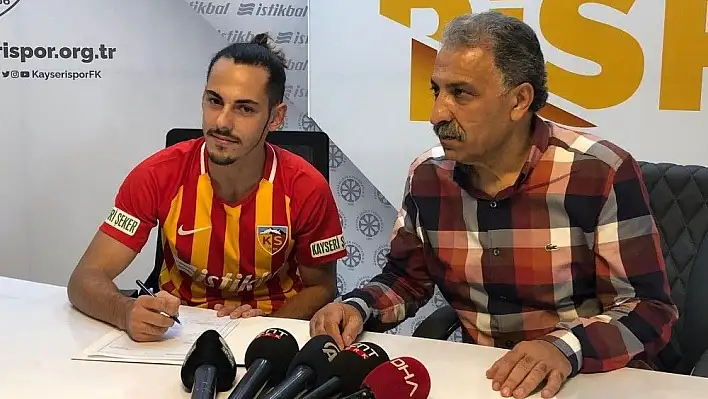 Kayserispor Yasir'e sözleşme imzalattı
