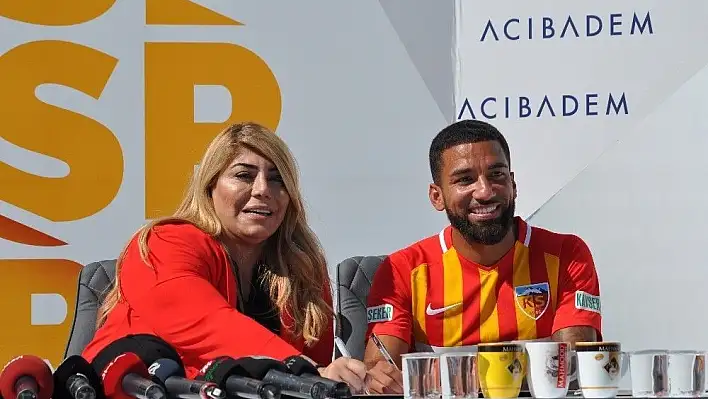 Kayserispor yeni transferleri tanıttı