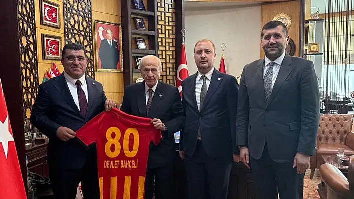 Kayserispor yönetiminden Bahçeli çıkarması!