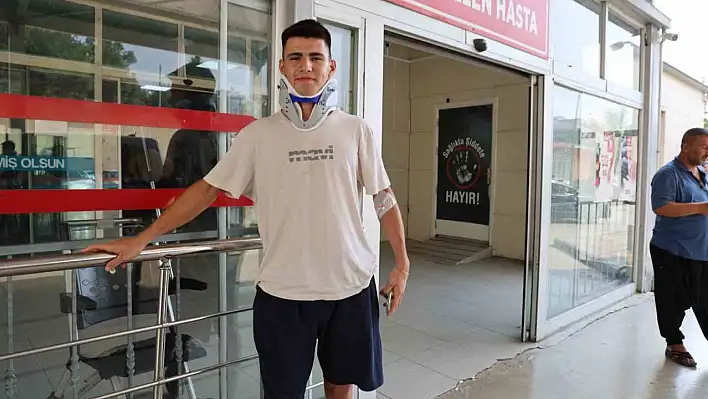 Kaza sırasında açılan kapıdan inip koşarak uzaklaşan genç olayı anlattı