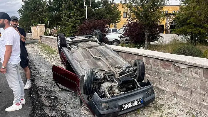 Nevşehir'de kediye çarpmamak için manevra yapan sürücü takla attı: 1 yaralı