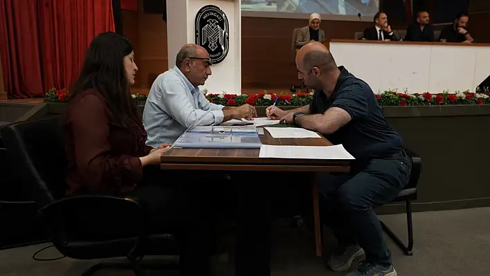Kentsel dönüşümle 21 aile daha ev sahibi oldu
