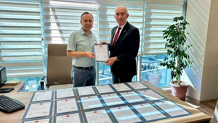 Şeyhi Odakır'dan esnafa tapu müjdesi