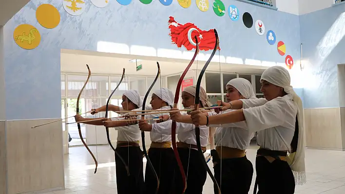 Kırılan oklarını tamir edip Türkiye Şampiyonu oldular